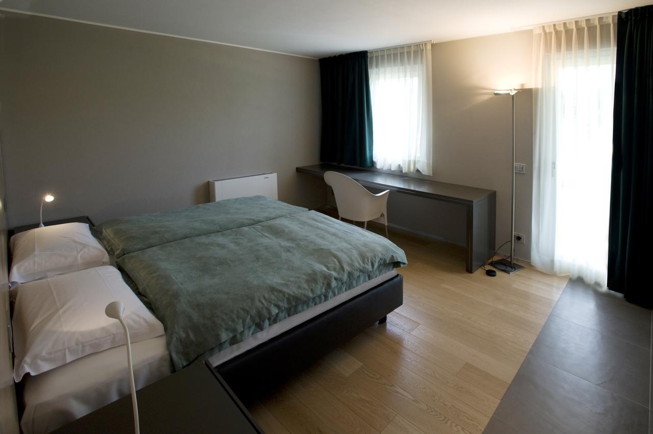 Casa Nelle Vigne Lägenhet Castiglione Tinella Exteriör bild